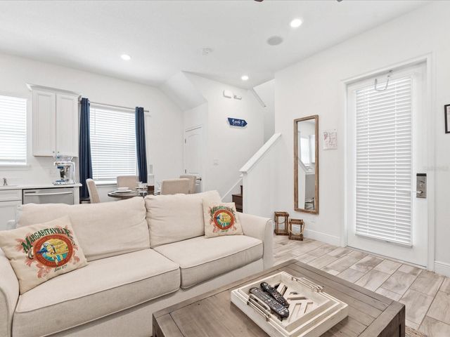 8092 KNEE DEEP ROAD, Kissimmee, FL 34747