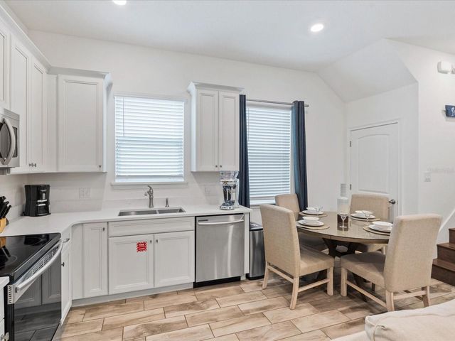 8092 KNEE DEEP ROAD, Kissimmee, FL 34747