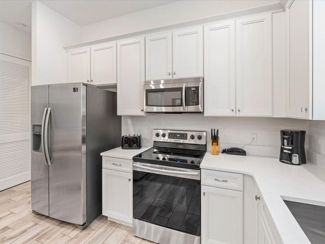 8092 KNEE DEEP ROAD, Kissimmee, FL 34747