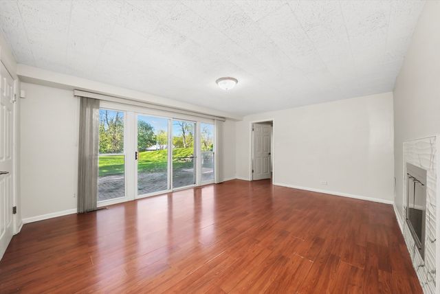 2747 Perry Road, Flossmoor, IL 60422