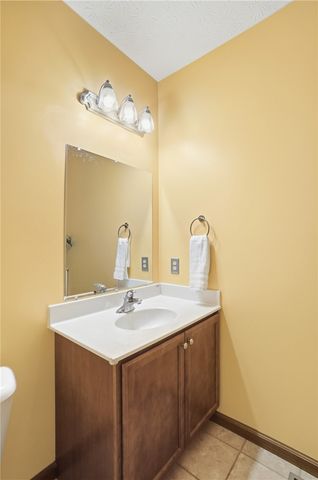 661 Willow Point Court, Troy, OH 45373