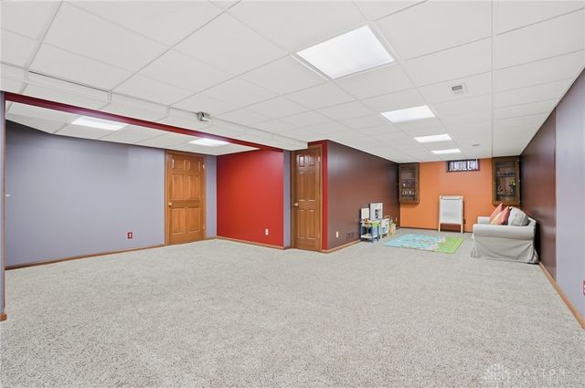 661 Willow Point Court, Troy, OH 45373