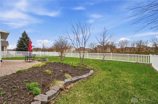 661 Willow Point Court, Troy, OH 45373