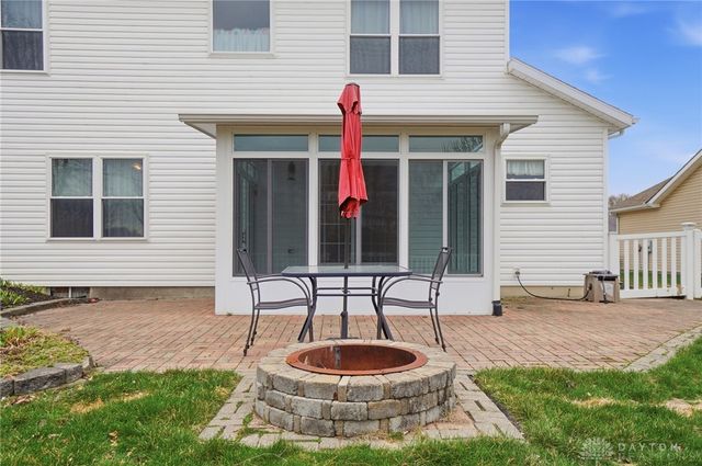 661 Willow Point Court, Troy, OH 45373