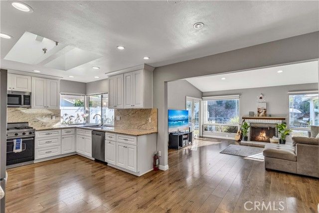 28935 De La Luna, Mission Viejo, CA 92692