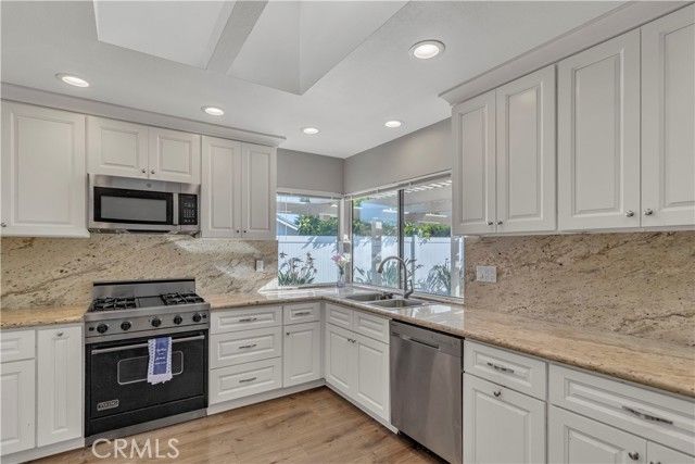 28935 De La Luna, Mission Viejo, CA 92692
