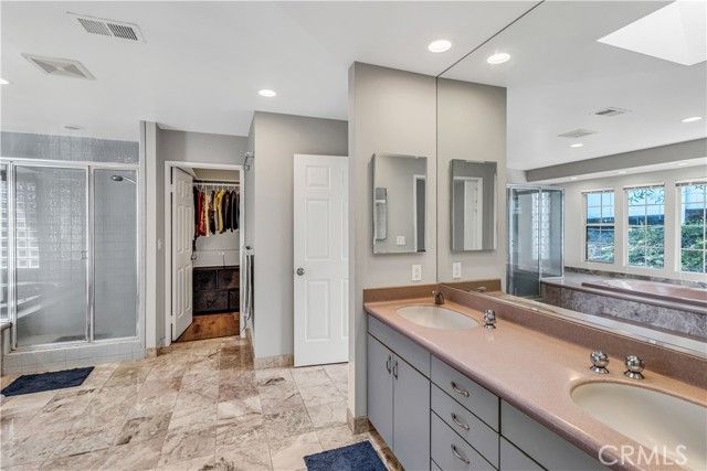 28935 De La Luna, Mission Viejo, CA 92692