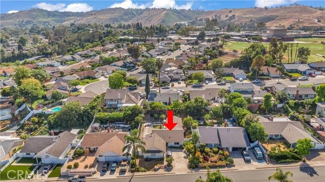 28935 De La Luna, Mission Viejo, CA 92692