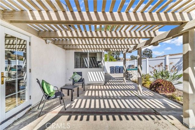 28935 De La Luna, Mission Viejo, CA 92692