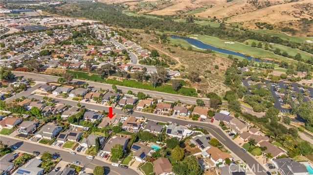 28935 De La Luna, Mission Viejo, CA 92692