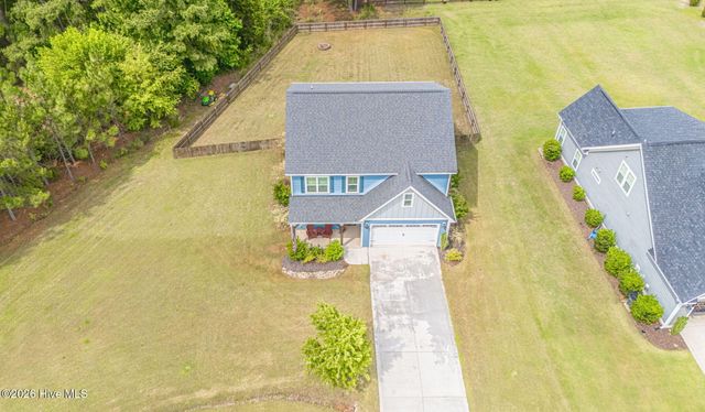 654 Cromwell Court, Carthage, NC 28327