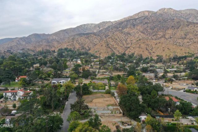 1808 E Altadena, Altadena, CA 91001