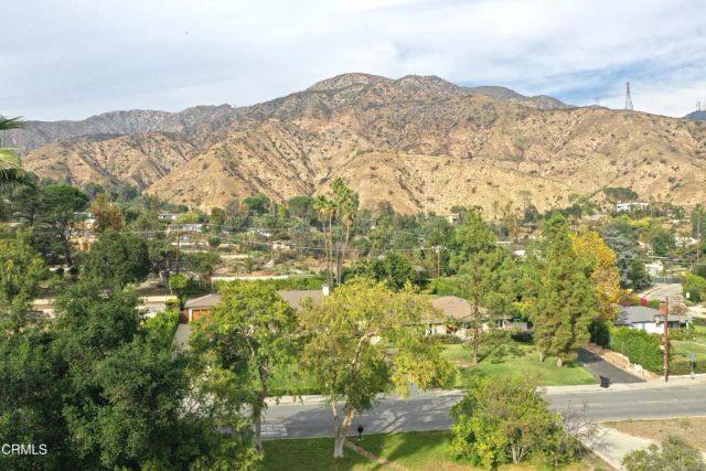 1808 E Altadena, Altadena, CA 91001