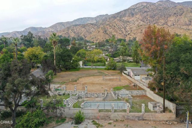 1808 E Altadena, Altadena, CA 91001