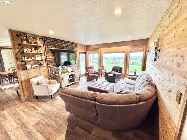 25375 S ELDORADO Rd, Mulino, OR 97042