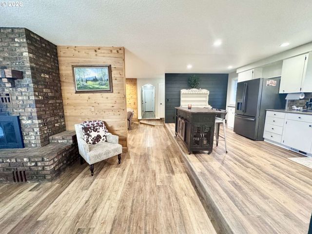 25375 S ELDORADO Rd, Mulino, OR 97042