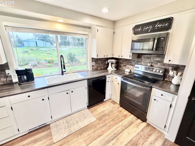 25375 S ELDORADO Rd, Mulino, OR 97042