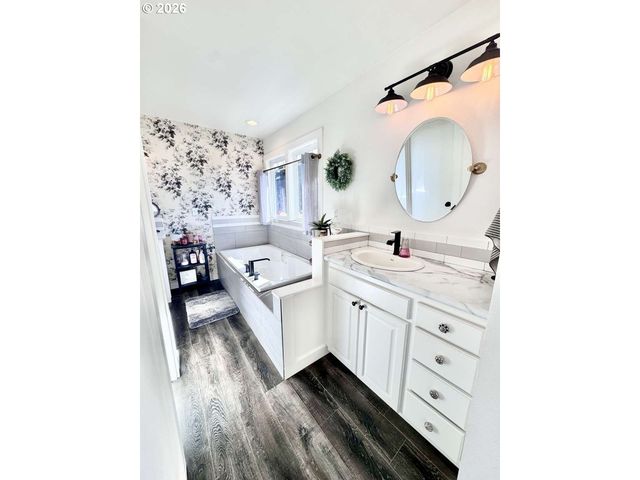 25375 S ELDORADO Rd, Mulino, OR 97042