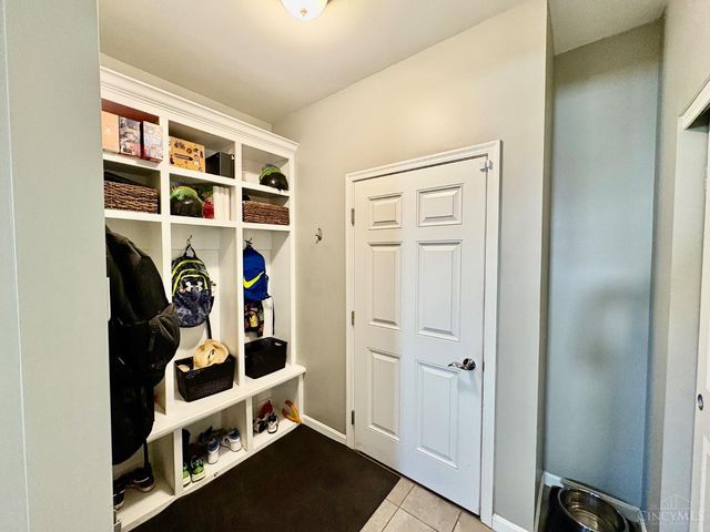 1579 Meadow View Lane, Turtle Creek Twp, OH 45036