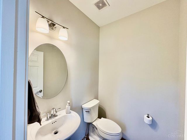 1579 Meadow View Lane, Turtle Creek Twp, OH 45036