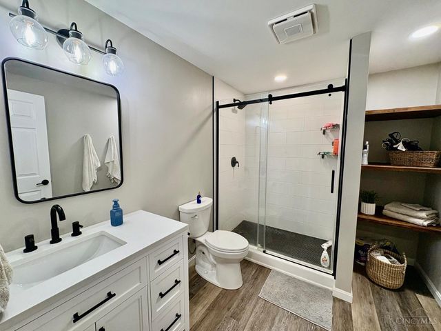 1579 Meadow View Lane, Turtle Creek Twp, OH 45036