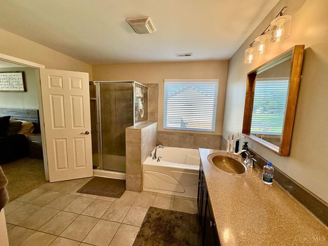 1579 Meadow View Lane, Turtle Creek Twp, OH 45036