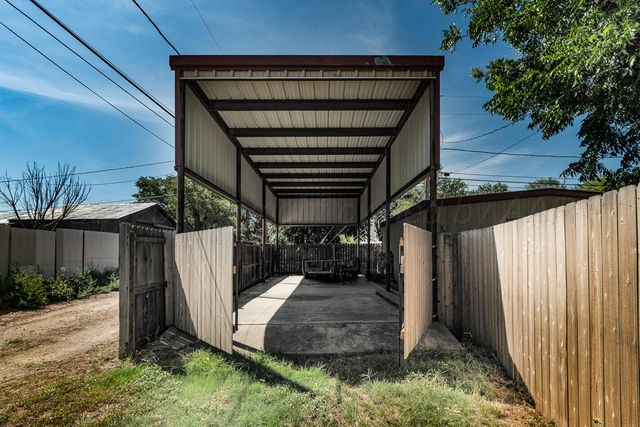 513 W Lee, Borger, TX 79007