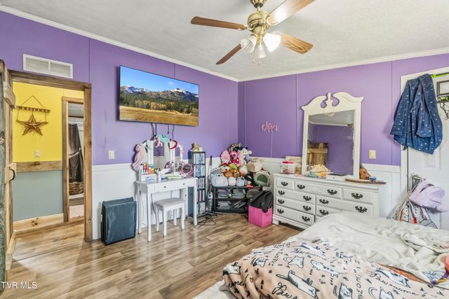 1475 Davis Valley Road, Afton, TN 37616