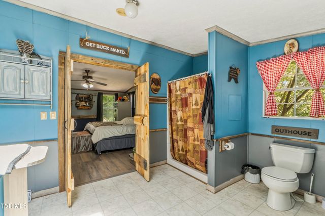 1475 Davis Valley Road, Afton, TN 37616