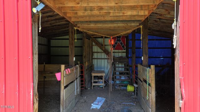 1475 Davis Valley Road, Afton, TN 37616
