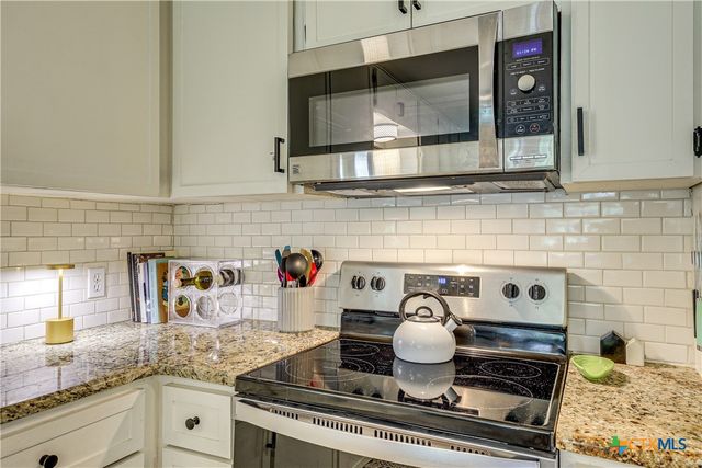 279 Waltons Way, Seguin, TX 78155