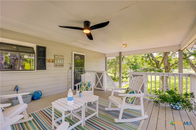 279 Waltons Way, Seguin, TX 78155