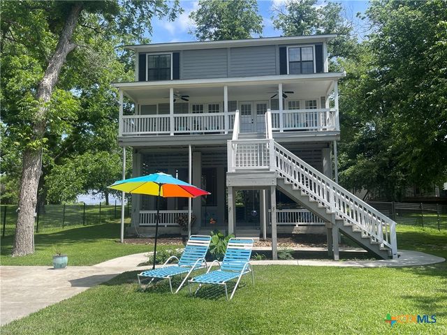 279 Waltons Way, Seguin, TX 78155