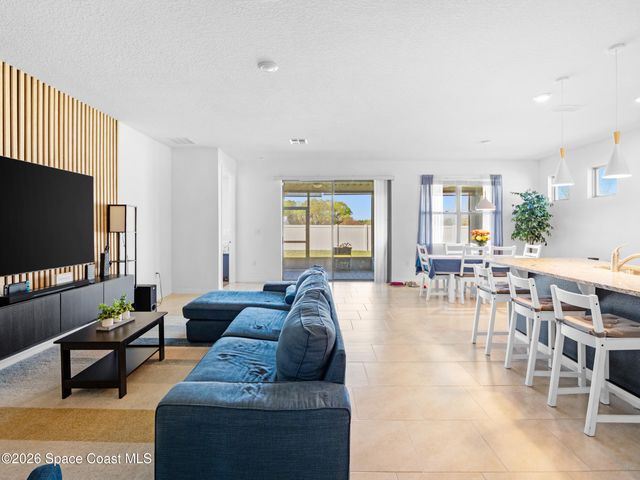 1422 Savoy Lane, Sanford, FL 32771