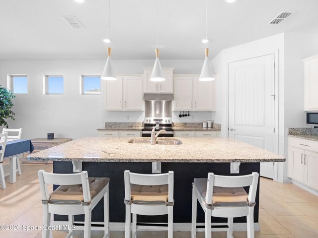 1422 Savoy Lane, Sanford, FL 32771