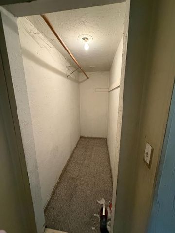 1220 Douglas Rd, Stockton, CA 95207