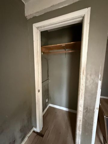 1220 Douglas Rd, Stockton, CA 95207