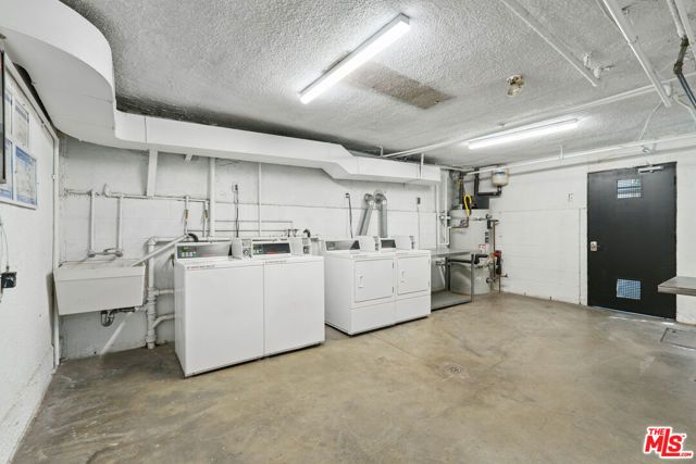 612 Huntley Drive 4, West Hollywood, CA 90069