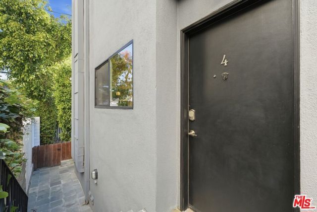 612 Huntley Drive 4, West Hollywood, CA 90069