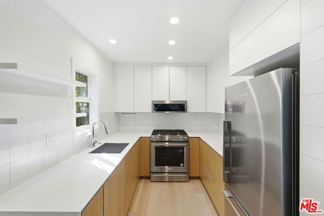 612 Huntley Drive 4, West Hollywood, CA 90069