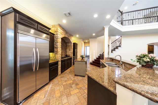 1814 Countryside, Carrollton, TX 75007