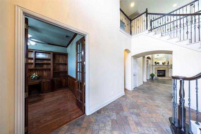 1814 Countryside, Carrollton, TX 75007