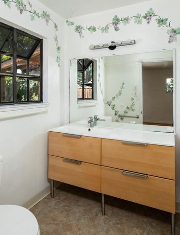 800 Loyola Drive, Los Altos, CA 94024