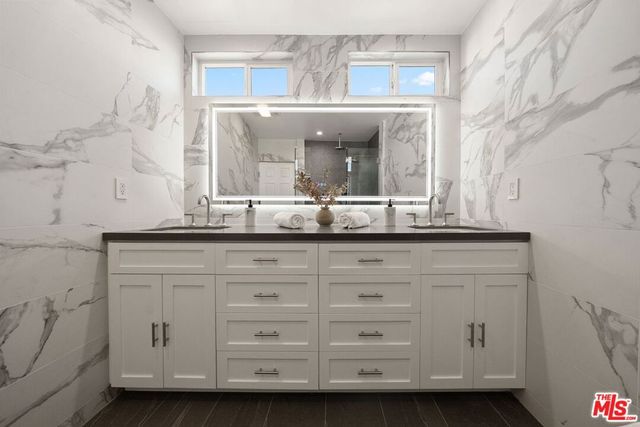 10725 Ohio Avenue 2, Los Angeles, CA 90024