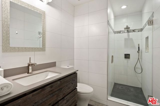 10725 Ohio Avenue 2, Los Angeles, CA 90024