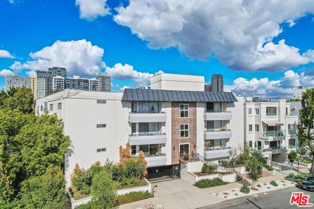 10725 Ohio Avenue 2, Los Angeles, CA 90024