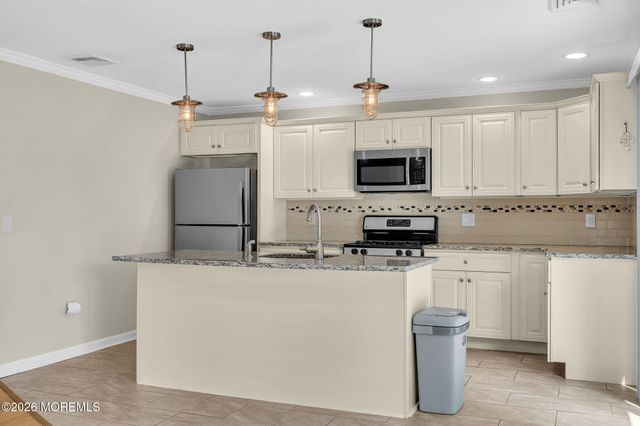 785 Garfield Avenue, Toms River, NJ 08753