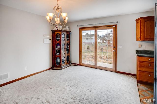 612 Crosswinds Court, Jerseyville, IL 62052