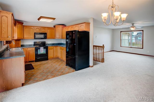 612 Crosswinds Court, Jerseyville, IL 62052