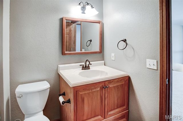 612 Crosswinds Court, Jerseyville, IL 62052